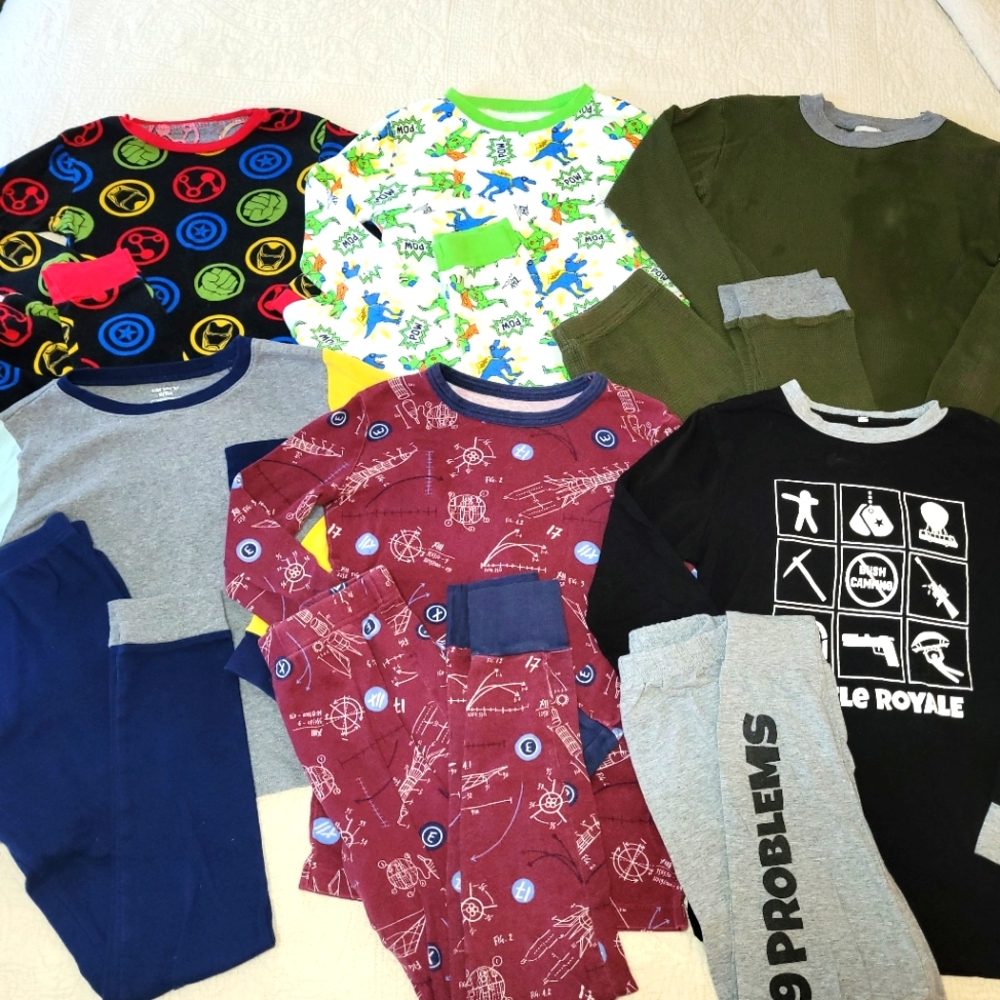 Marvel Avengers Kids Pajama Set - Red and Green
